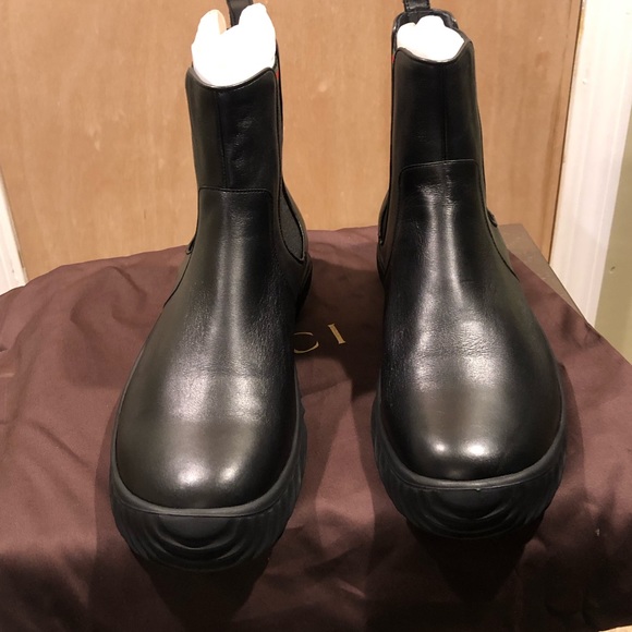 Men’s Gucci Boots - Picture 2 of 3